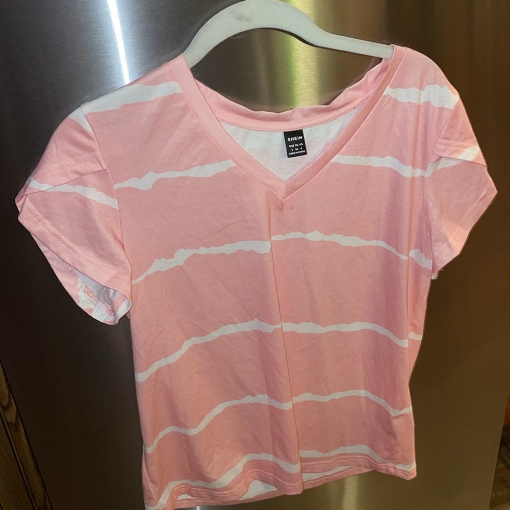 SHEIN Pink & White Top 🌸🤍🌸🤍 - Picture 6 of 12